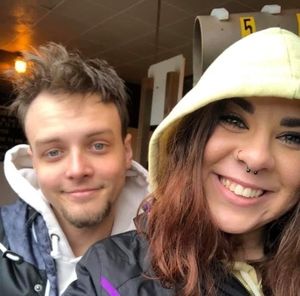 Meet your Posher, Max